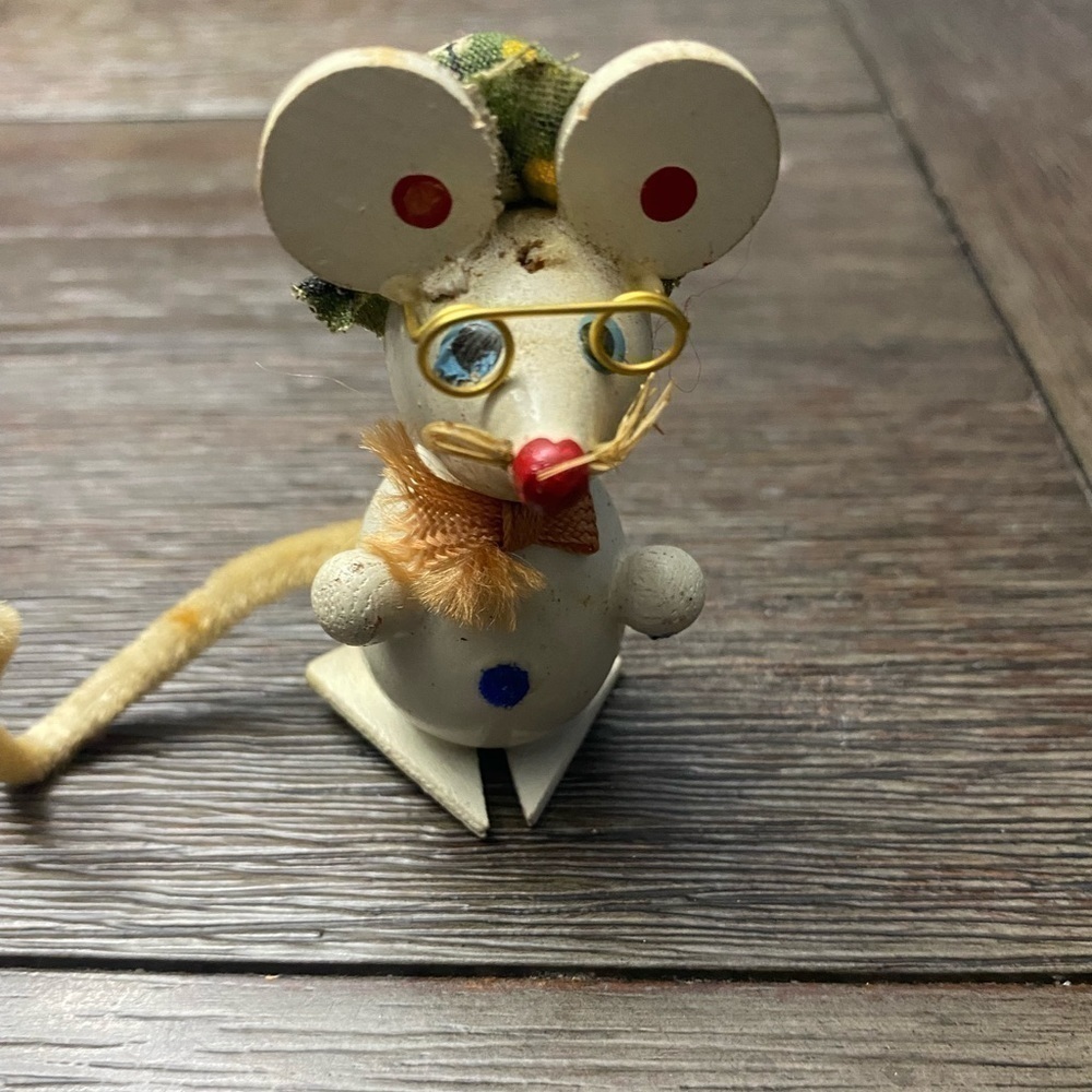White Red Wood Mouse w Glasses & bonnet Christmas Tree Ornament